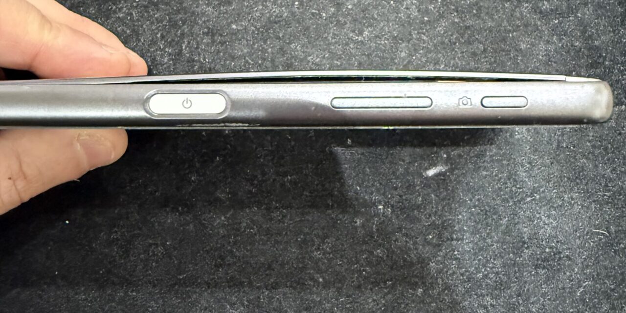 【錦糸町】Xperia X Performance 電源が入らない症状の基板修理事例｜台東区浅草からご来店